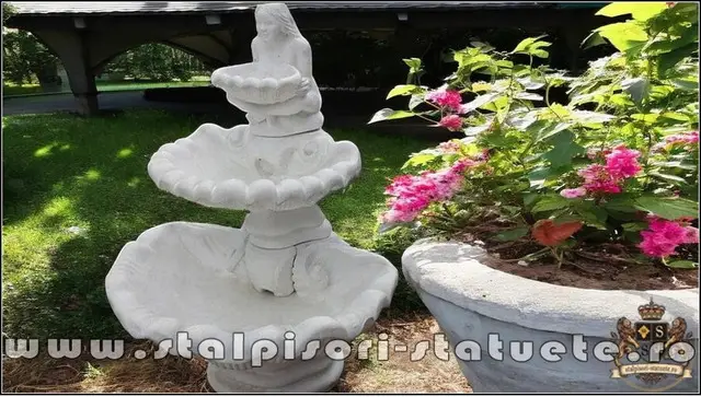 Fantana arteziana scoica mare, alb, model F6.