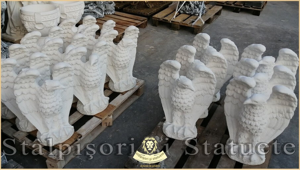 Statueta vultur, acvila, soim, uliu, alb marmorat, model S13. - 3