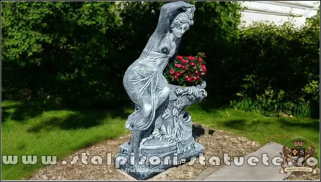 Statueta jardiniera flori, gri patinat, model J12.