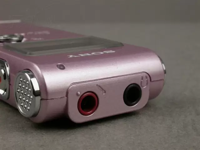 ROZ reportofon SONY ICD-UX70 pink cu garantie
