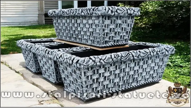 Jardiniera ornament flori, gri patinat, model J14.