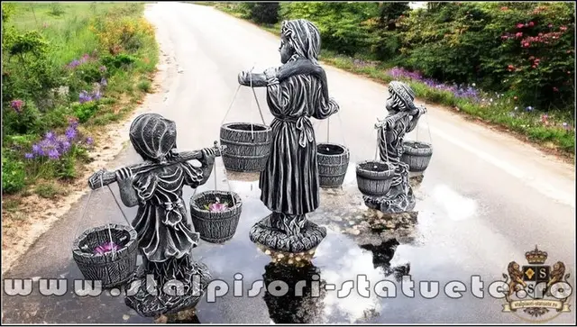 Mama si copii cu galetuse, gri patinat, model S65.