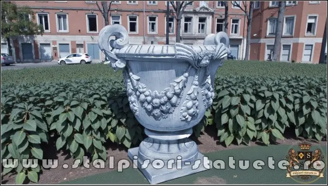 Vaza mare pentru arbusti, gri patinat, model V2.