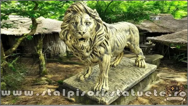 Statueta leu mare in picioare, auriu, model S33.