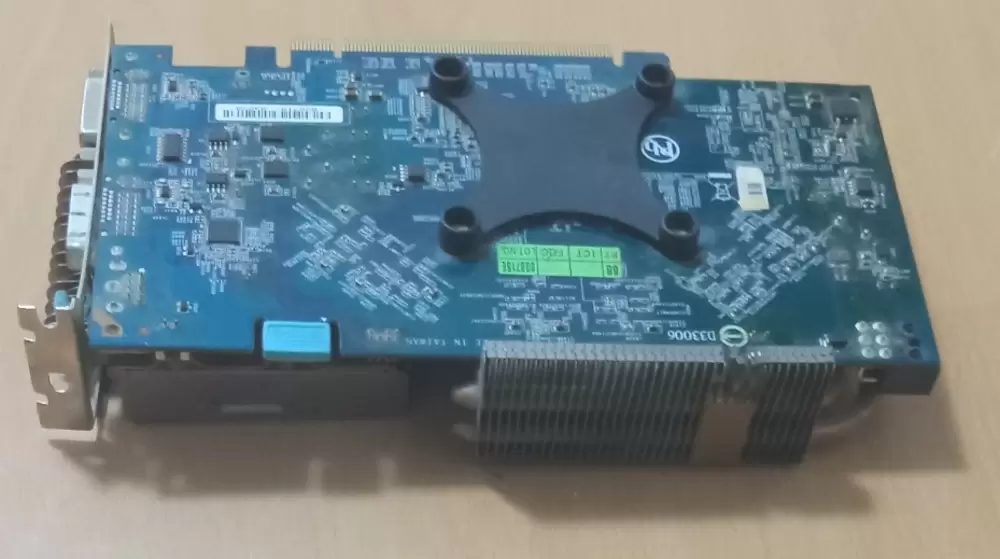 Vand Placa Video Gigabyte GV-NX96T512HP. GPU NVIDIA GeForce - 4