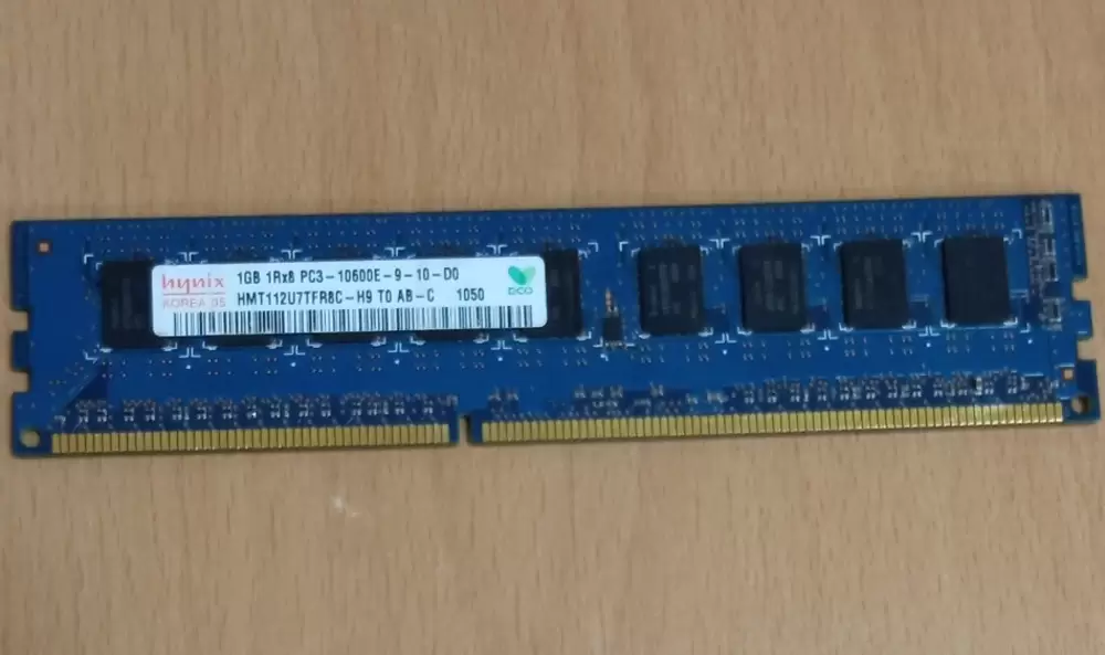Vand Memorie RAM Hynix 1GB DDR3 pentru PC - 1