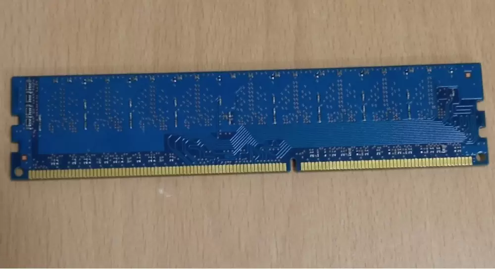 Vand Memorie RAM Hynix 1GB DDR3 pentru PC - 4