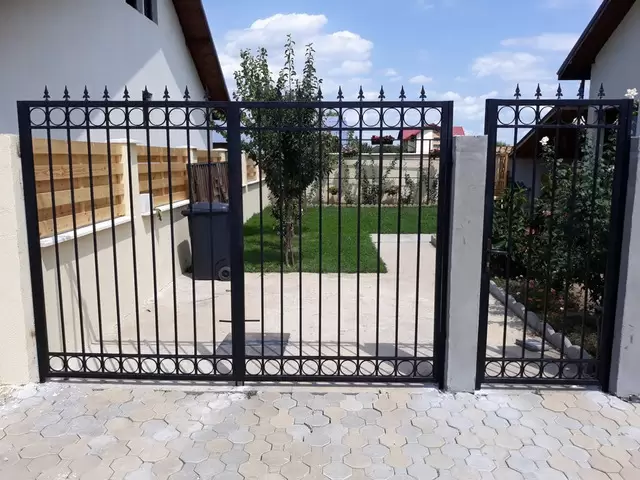 Confectii metalice in Bucuresti – Garduri si porti
