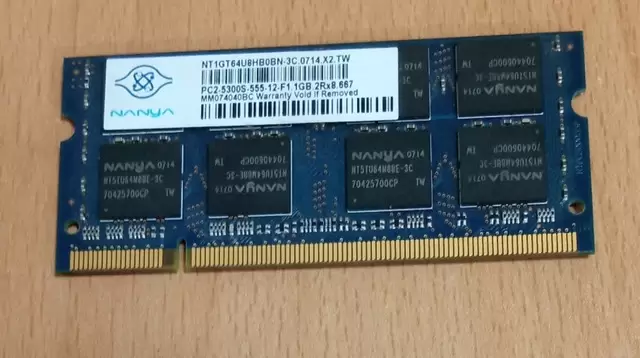 Vand Memorie RAM Laptop,Nanya 1 GB DDR2