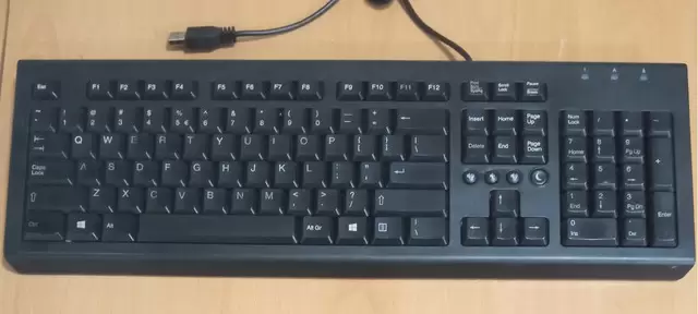 Vand Tastaturi pentru PC.