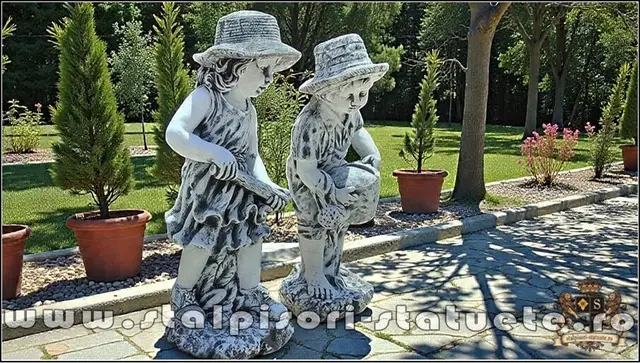 Set doua statuete gradinari, gri, model S92.