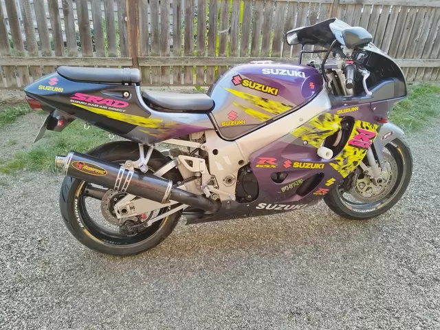 Suzuki gsxr 750 ! stare buna