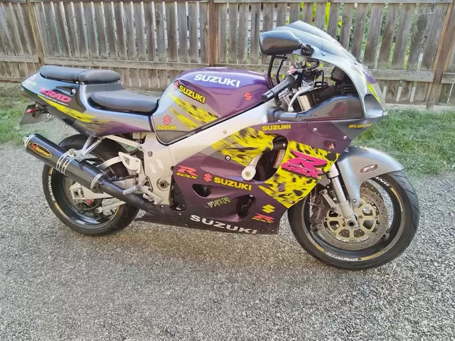 Suzuki gsxr 750 ! stare buna