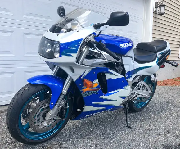 PIESE suzuki gsxr 750 / ulei / lichid