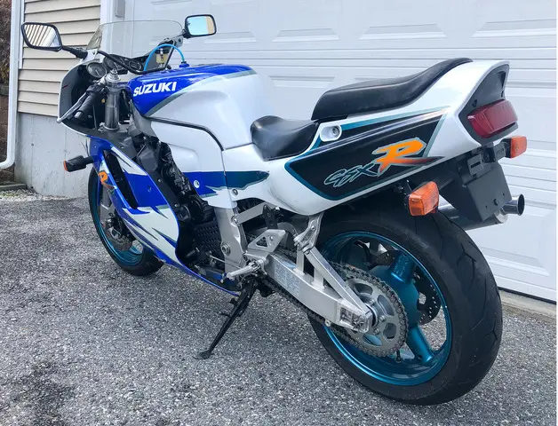 PIESE suzuki gsxr 750 / ulei / lichid