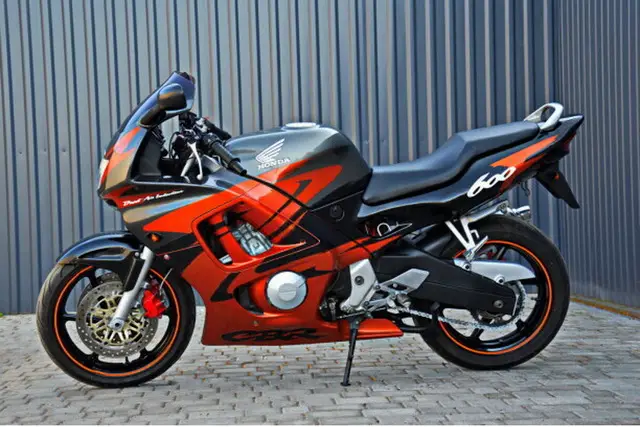 PIESE honda cbr 600 F / F 3