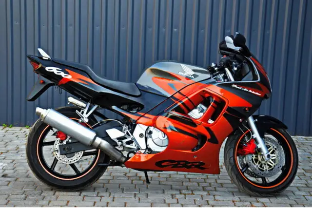 PIESE honda cbr 600 F / F 3