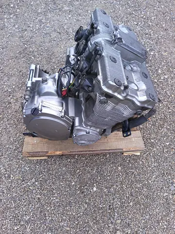 MOTOR suzuki gsx 600 F