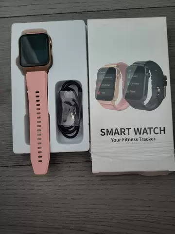 Ceas smartwatch