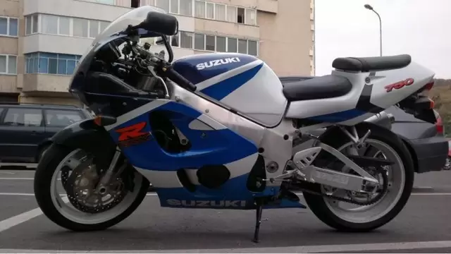 PIESE suzuki gsxr 600 / 750 SRAD