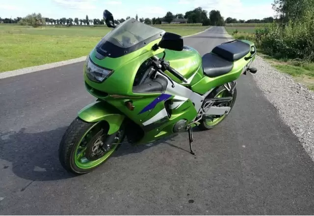 PIESE kawasaki zx 6 r