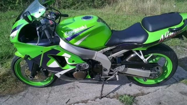 PIESE kawasaki zx 6 r