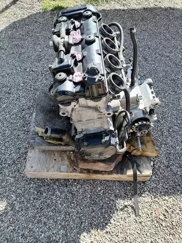 Motor suzuki gsxr 750 k 1 k 2 k 3