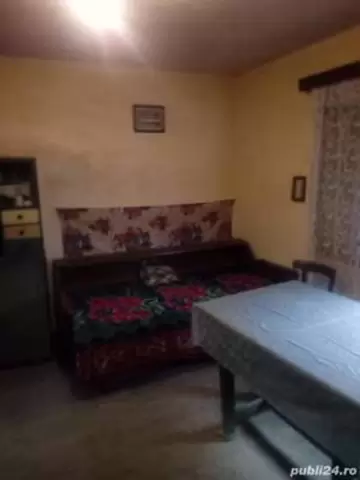 Casa cu 2 Camere, Curte , Loc Talagiu, Arad