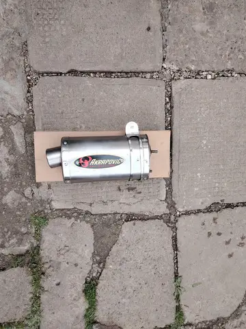 Toba SPORT AKRAPOVIC  kawasaki zx 600 / 750 / 900