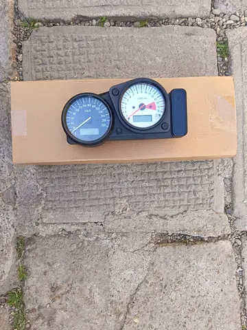 BORD suzuki gsxr 600 SRAD