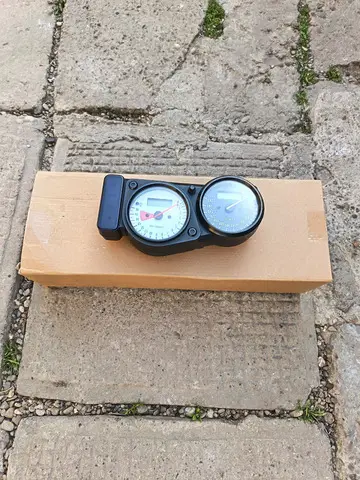 BORD suzuki gsxr 600 SRAD