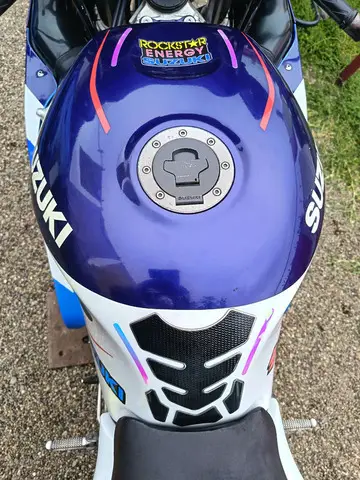 REZERVOR / suzuki / gsxr / 600 / 750 / SRAD