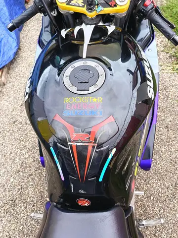 REZERVOR / suzuki / gsxr / 600 / 750 / SRAD