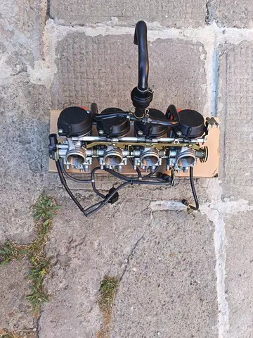 CARBURATOARE / suzuki / gsxr / 600 / SRAD