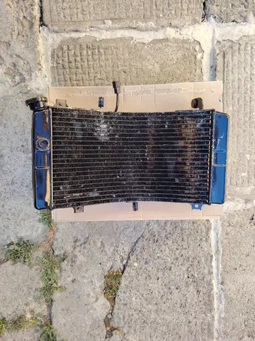RADIATOR suzuki gsxr 600 / 750 SRAD