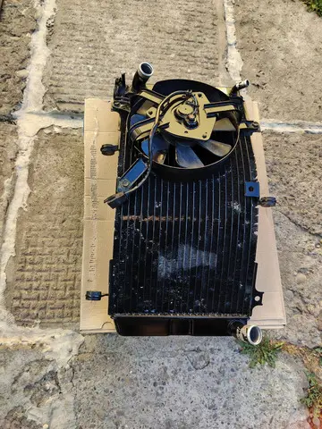 RADIATOR suzuki gsxr 600 / 750 SRAD