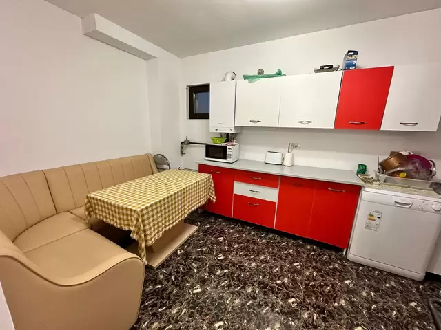 Vand casa tip duplex in Lazu, Agigea