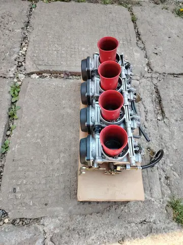 CARBURATOARE suzuki gsxr / 600 / SRAD