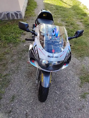 CARENE suzuki gsxr 600 / 750 SRAD