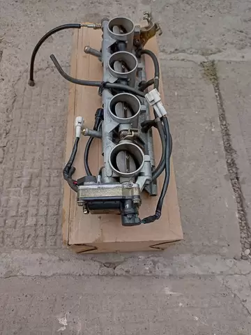 RAMPA INJECTOARE suzuki gsxr 600 K 1 K 2 K 3