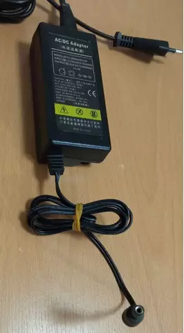 Vand Alimentator cu Tensiune Reglabila 8,5V-12,6V