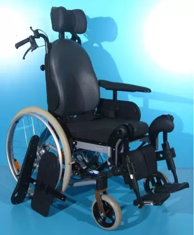 Scaun cu rotile Invacare / latime sezut 38 cm