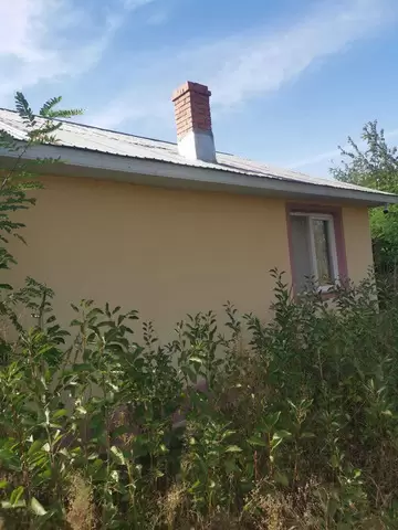 Casa locuibila, cu trei camere, Radauti-Prut