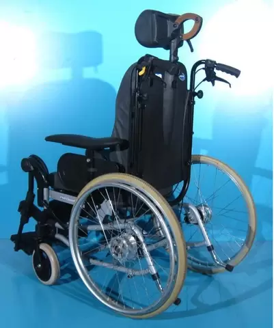 Scaun cu rotile Invacare   latime sezut 43 cm