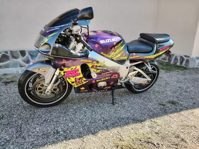 SUZUKI GSXR 750 ! stare BUNA