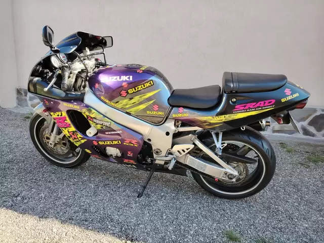 SUZUKI GSXR 750 ! stare BUNA