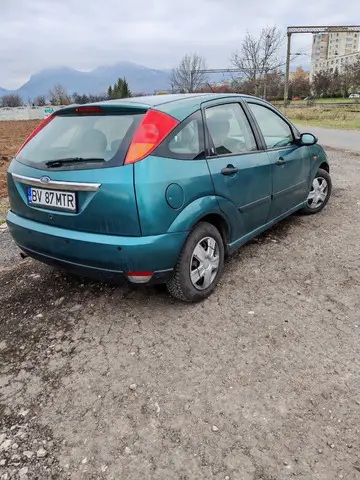 Vand Ford Focus Ghia Mk1, 1.6 16 Valve, Benzina.