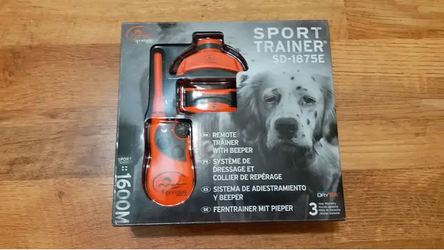 Zgarda de dresaj pentru caini - SportDOG SD-1875E