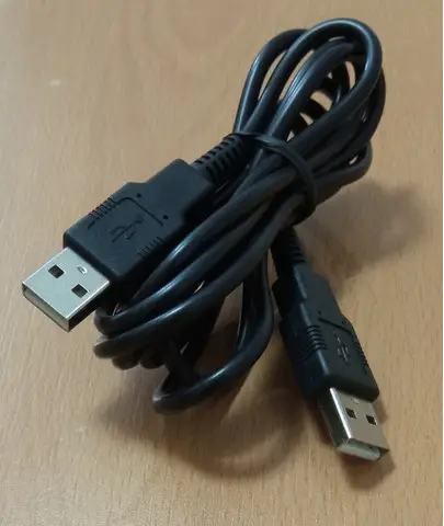 Vand Cablu USB USB Tata Tata.Este nou.