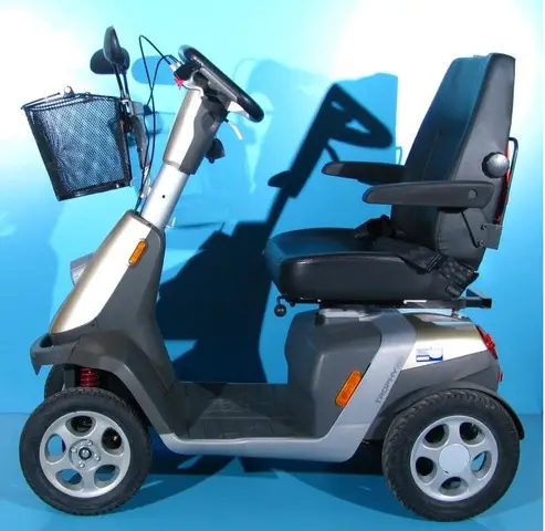 Scuter electric Handicare Trophy 20 - 12 km/h